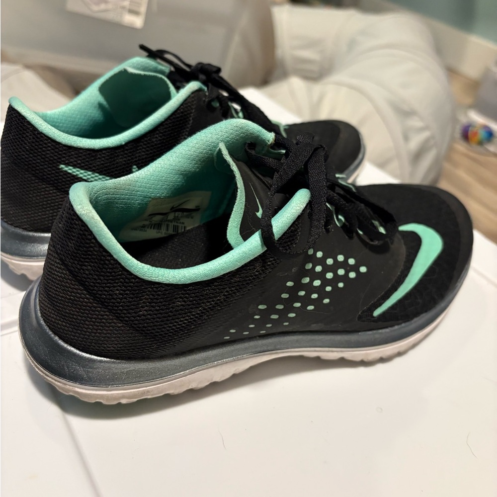 Women's Black and Mint Athletic Shoes